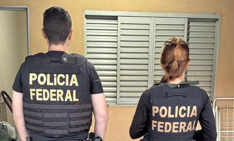 PF faz operação para reprimir tráfico internacional