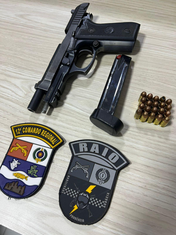 PM prende dois homens com pistola e munições em Pontes e Lacerda