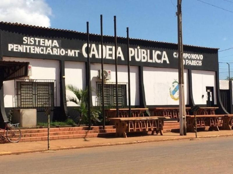 Detento é assassinado com golpe de machadinha na cabeça em cadeia pública