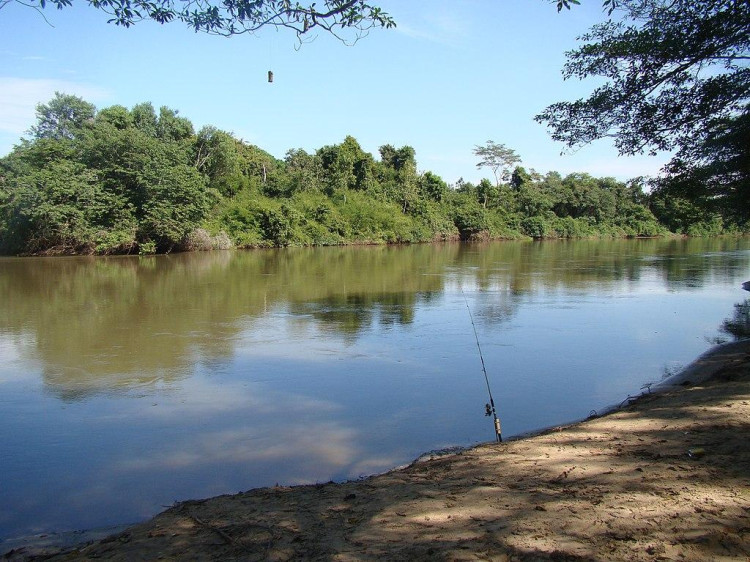 Tragédia: Barco acaba virando no Rio Jauru e deixando três pessoas desaparecidas
