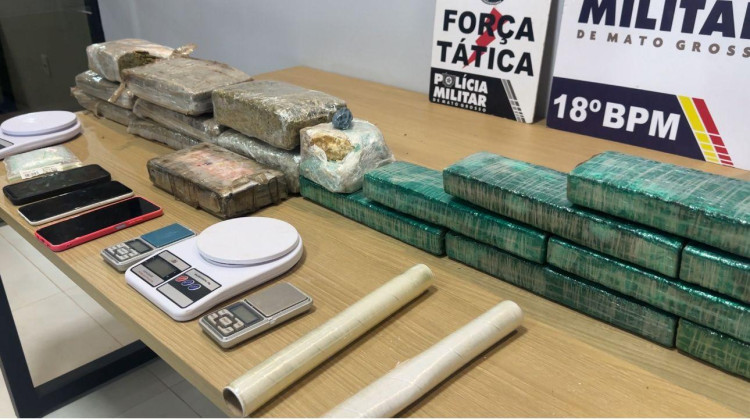 Polícia Militar apreende mais de 17 quilos de drogas e prende duas pessoas no bairro Vila Guaporé