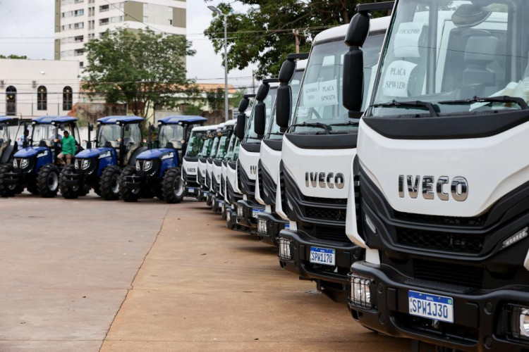 Máquinas entregues pelo Governo de MT facilitam o trabalho da agricultura familiar