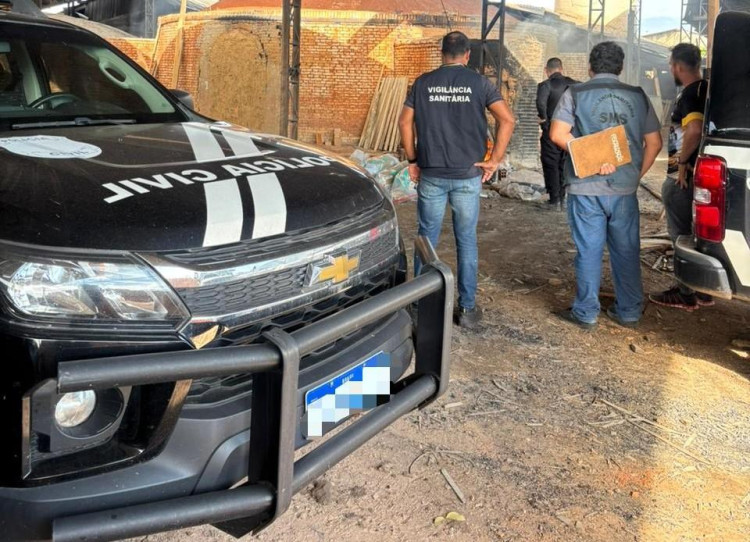 Polícia Civil destrói 700 quilos de drogas apreendidas em Cáceres