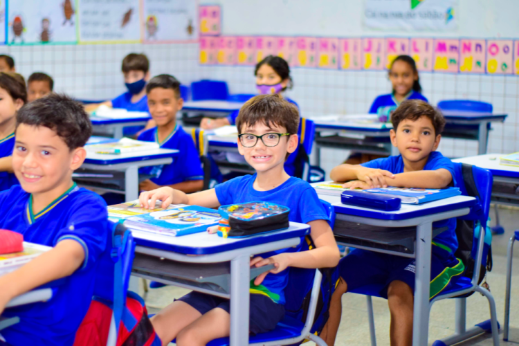 Seduc lança Prêmio Mais Inglês 2025 para valorizar boas práticas no ensino da língua nas escolas municipais