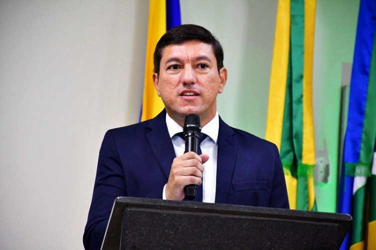 “Quero ser um vereador que apresenta soluções”, afirma Eurico Lucas ao assumir vaga na Câmara de Pontes e Lacerda