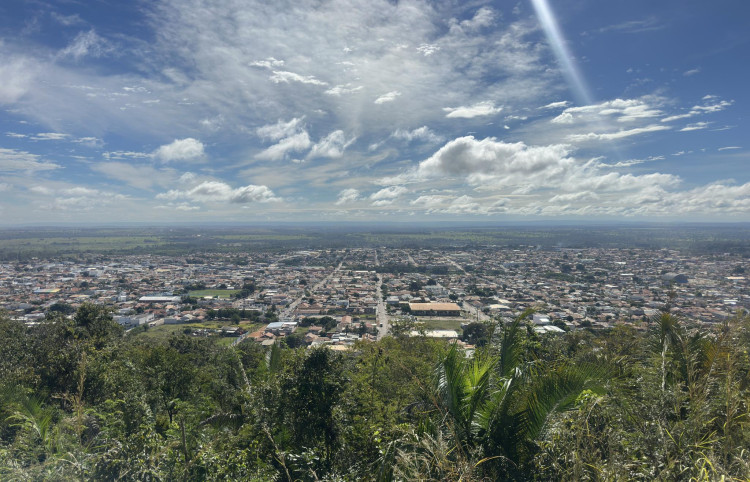Frio chega a Pontes e Lacerda e temperatura pode cair para 14°C nos próximos dias