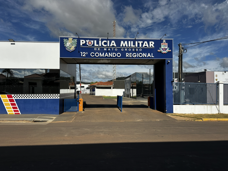 Homem ameaça matar o filho e foge da polícia, em Pontes e Lacerda