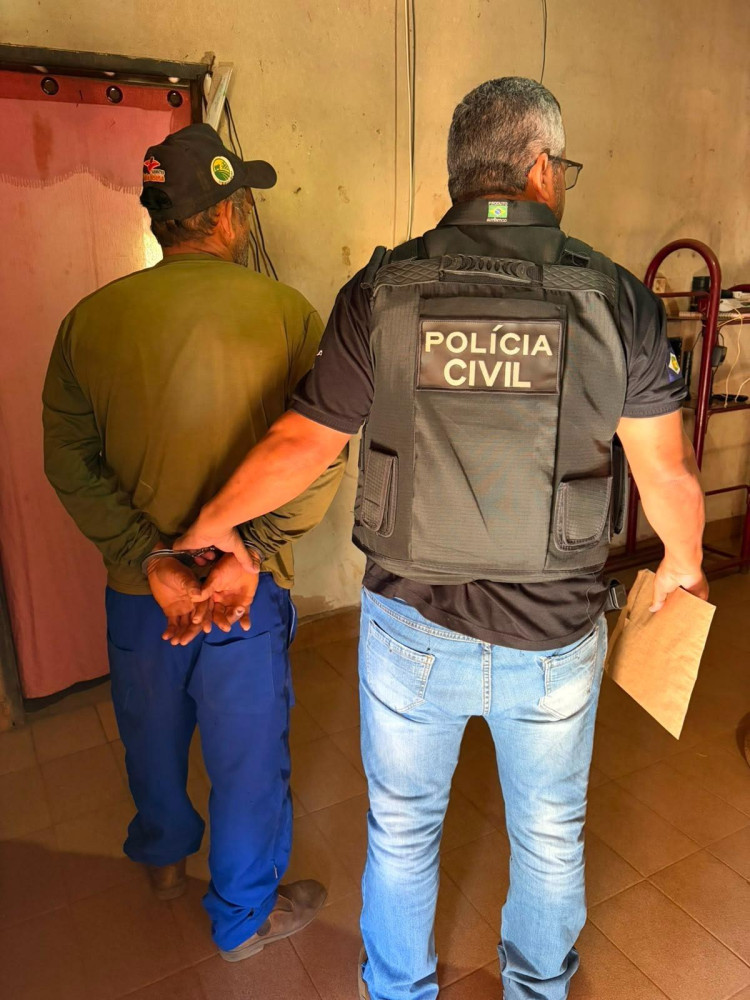 Polícia Civil prende homem por estupro de vulnerável contra a enteada