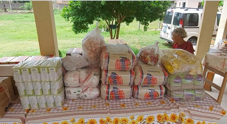 ACEPL e Sebrae entregam ao Lar do Idoso mais de 600kg de alimentos arrecadados durante Circuito de Palestras