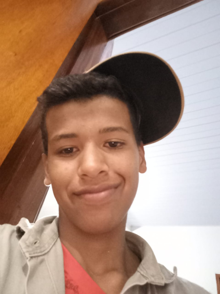 Adolescente sai para manifestação e não volta para casa em Pontes e Lacerda