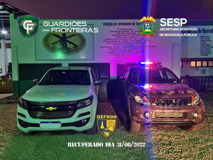 Camionete roubada no ES é interceptada na fronteira
