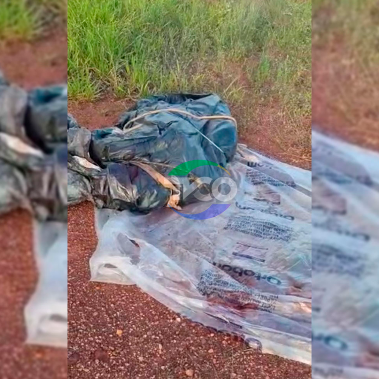 Corpo é encontrado enrolado em lona preta, no Garimpo Sararé