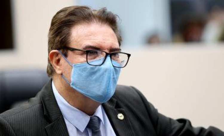 Deputado Dr. Gimenez destina R$ 4,8 milhões para municípios da região oeste