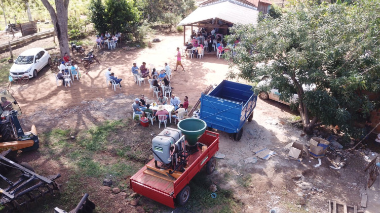 Deputado Moretto fortalece agricultura familiar em Mirassol d’Oeste com entrega de maquinários