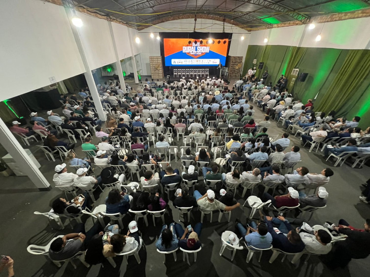 Deputado Valmir Moretto participa de grande evento do agronegócio da região oeste de MT