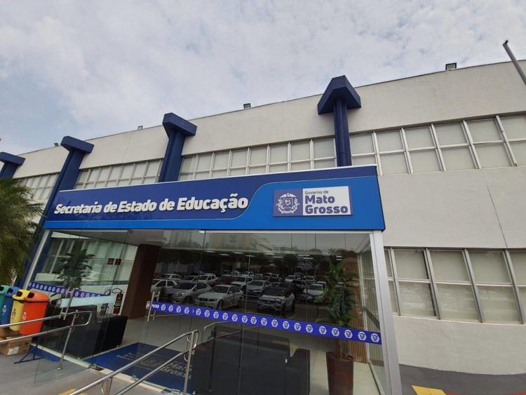 Estado vai ampliar educação de jovens e adultos; confira os Cejas que serão transformados em escola integral