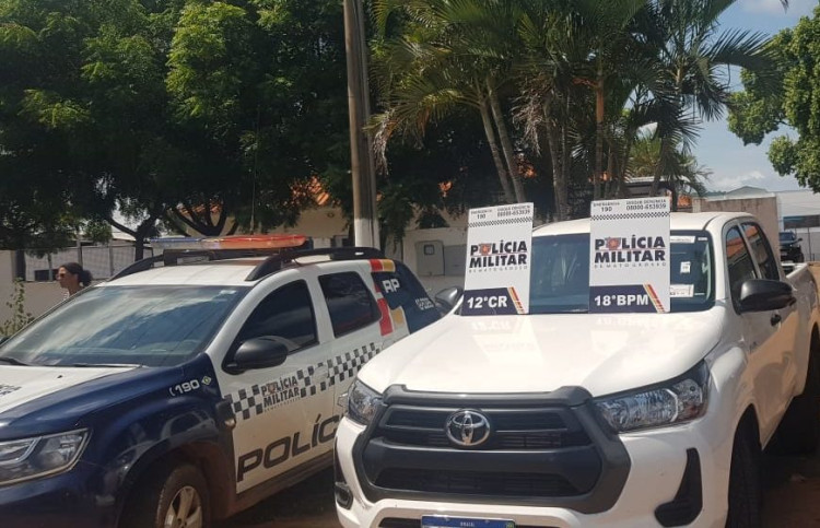 Hilux de locadora é interceptada em Pontes e Lacerda; empresa acionou a PM