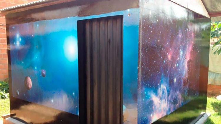 Matemático de Quatro Marcos monta observatório astronômico e museu de minerais aberto ao público