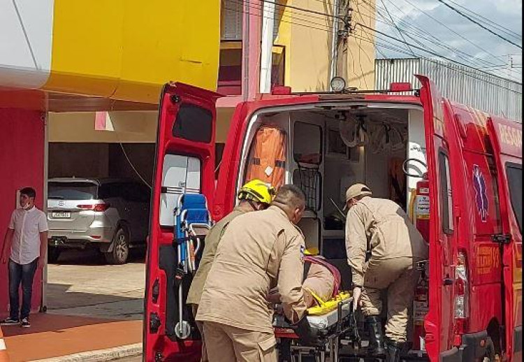 Morre homem que sofreu descarga elétrica, em Pontes e Lacerda