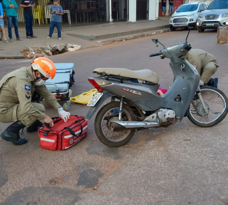 Motociclista sofre corte no pescoço em acidente na Marechal Rondon