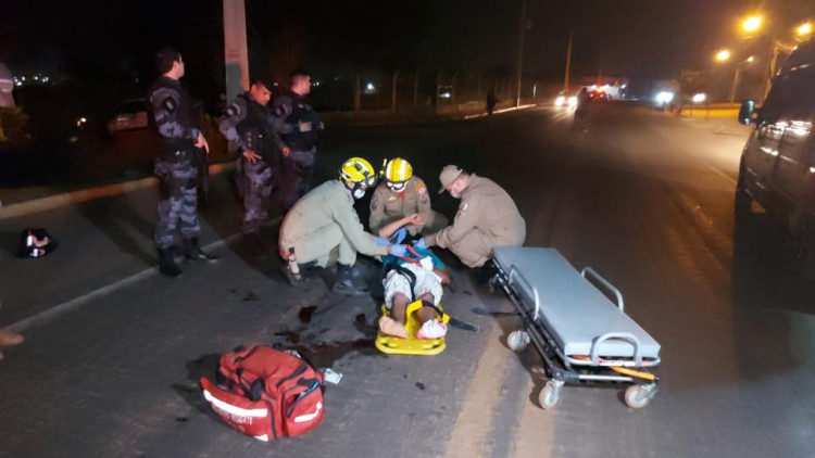Motociclistas colidem frontalmente na BR 174 B Pontes e Lacerda