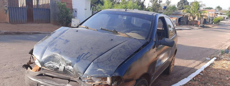 Motorista foge de um acidente e causa outro em Pontes e Lacerda