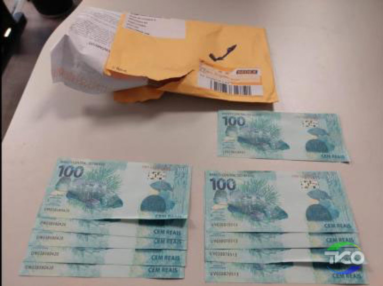 PF faz busca na casa de suspeito que recebe dinheiro falso pelos Correios
