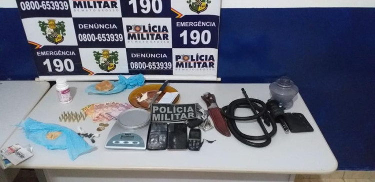 Polícia Militar de Comodoro detém membro do Comando Vermelho por tráfico de drogas
