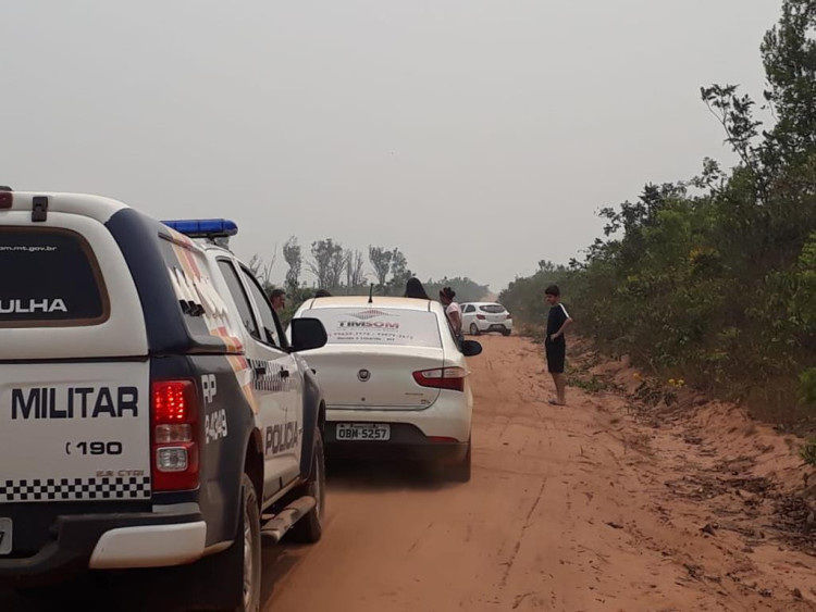 Polícia Militar e Vigilância Sanitária realizam fiscalização na Cascata Uirapuru em Nova Lacerda