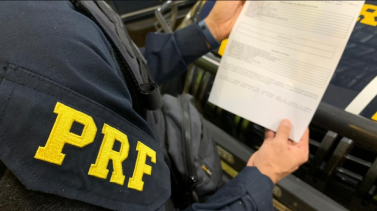 PRF prende 4 pessoas com mandados de prisão, durante feriado prolongado em Mato Grosso