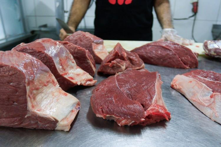 Veto à carne pela China tem relação com desgaste diplomático de Bolsonaro, dizem lideranças ruralistas