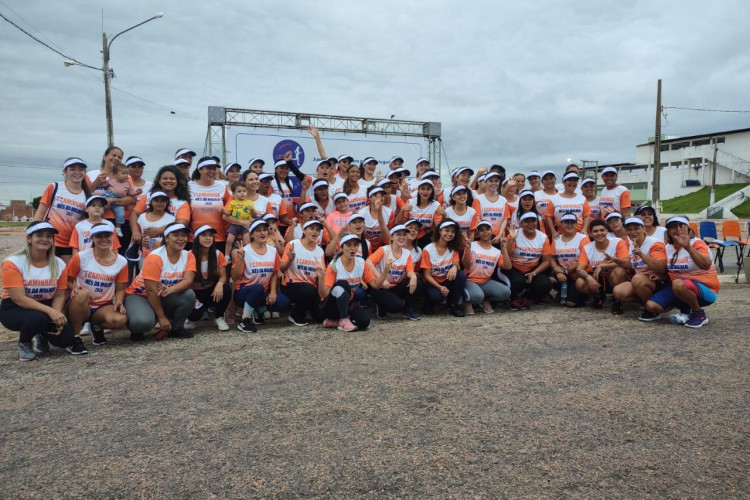 Aura Apoena promove iniciativas que favorecem ambiente diverso e saudável para as mulheres