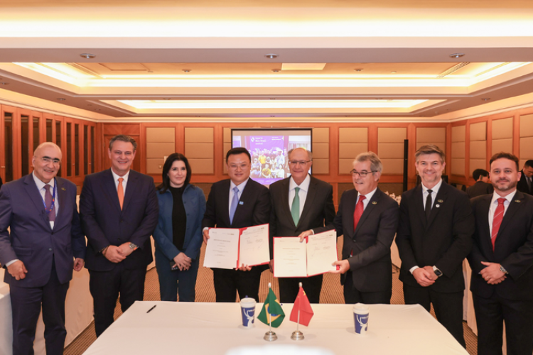 Governo Federal fecha acordo para promoção do café brasileiro na maior rede de cafeterias da China