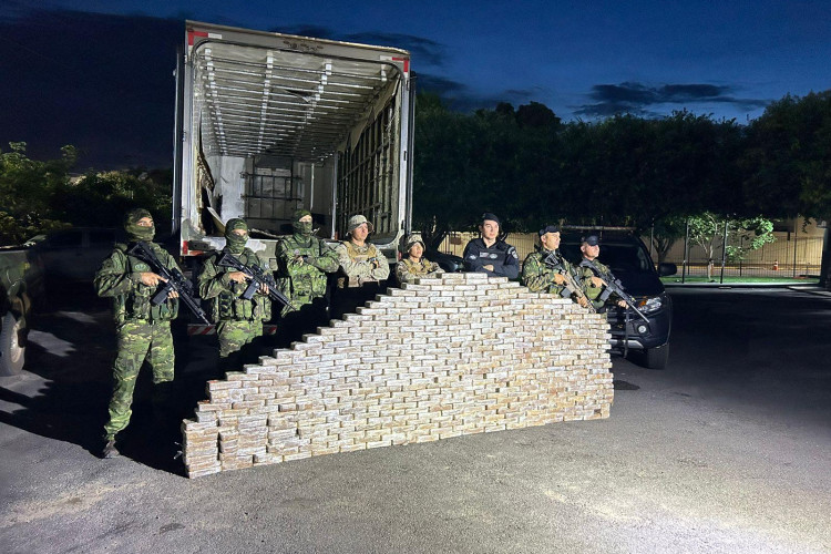 Operação conjunta apreende 422,5 quilos de pasta base de cocaína em MT