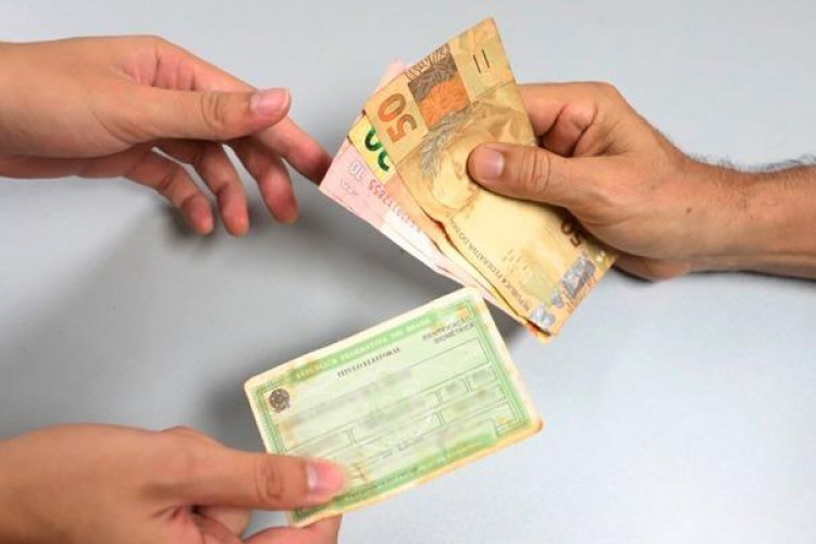 Ministério Público Eleitoral denuncia esquema de compra de votos em eleição
