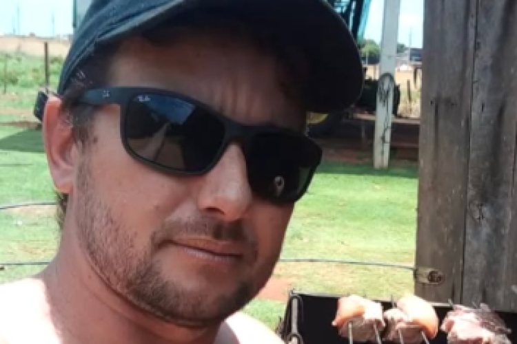 Trabalhador morre ao ser atingido por pá durante carregamento