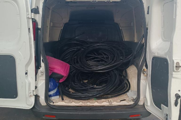PM prende dupla e recupera mil metros de cabos telefônicos furtados em Mirassol d’Oeste