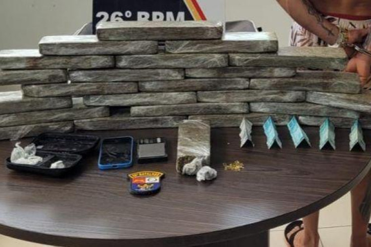 Polícia Militar prende homem com 24 tabletes de maconha em Nova Mutum