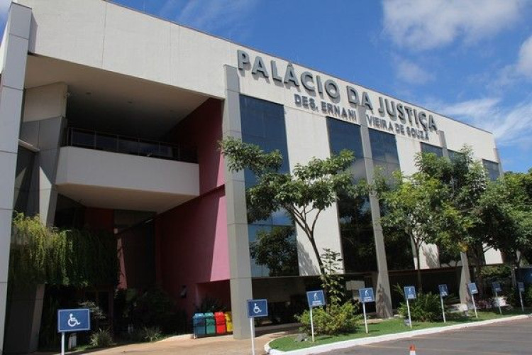 Auxílio-saúde pago a magistrados de MT tem reajuste de 100% e chega a R$ 3,5 mil