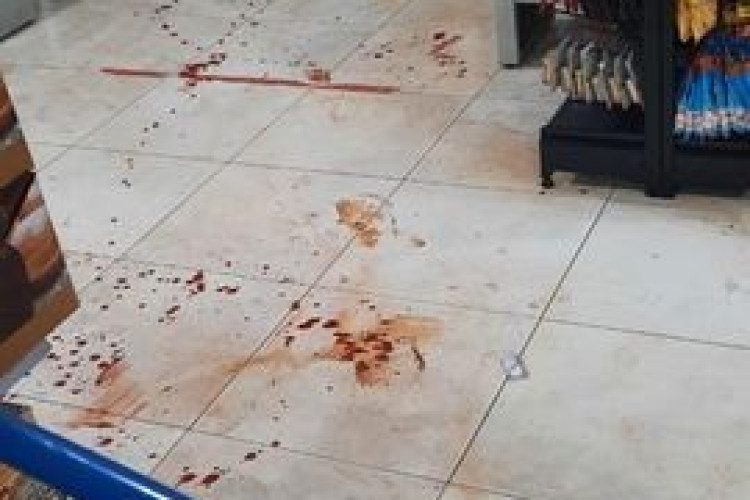 Bandido é baleado após tentativa de assalto no Mercado Moraes em Pontes e Lacerda; veja o vídeo