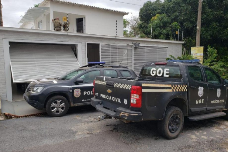 Clínica é alvo de buscas e falsa médica investigada após paciente terminal morrer