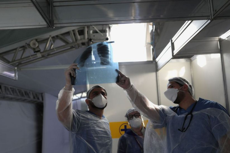 ?Covid-19: Brasil passa de 450 mil mortes