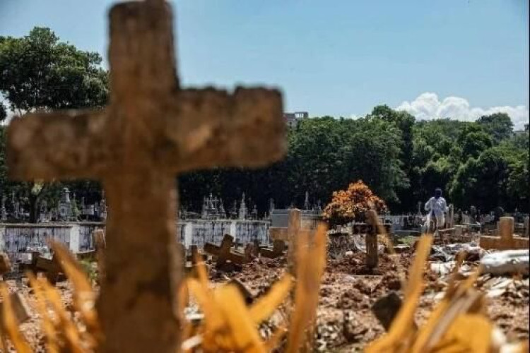 Covid mata 6 mato-grossenses nas últimas 24 horas; 359 novos casos