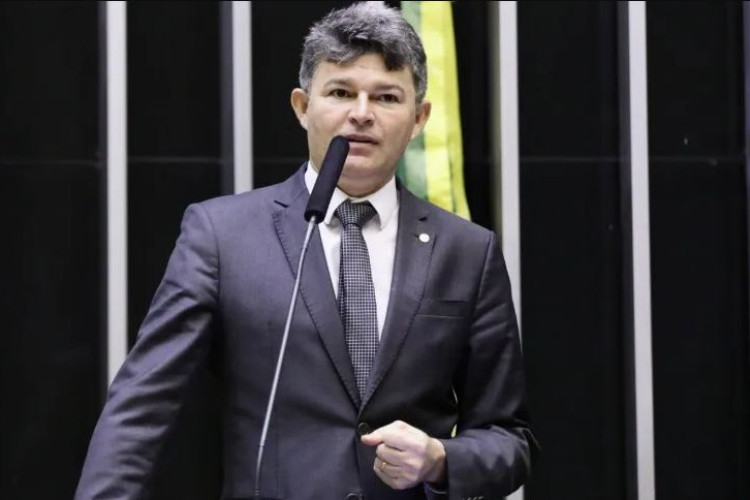 Deputado federal José Medeiros, do PL, tem conta no Twitter suspensa