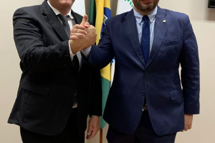 Em ato em Brasília, Dr. Leonardo se filia ao Republicanos e é recebido por líderes nacionais