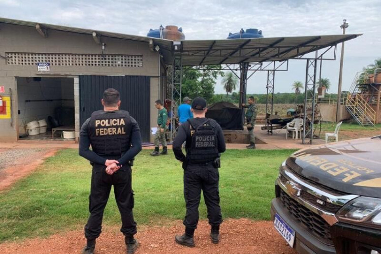 Ex-diretor do IFMT, DJ e empresários de MT viram réus por contrabando de mercúrio