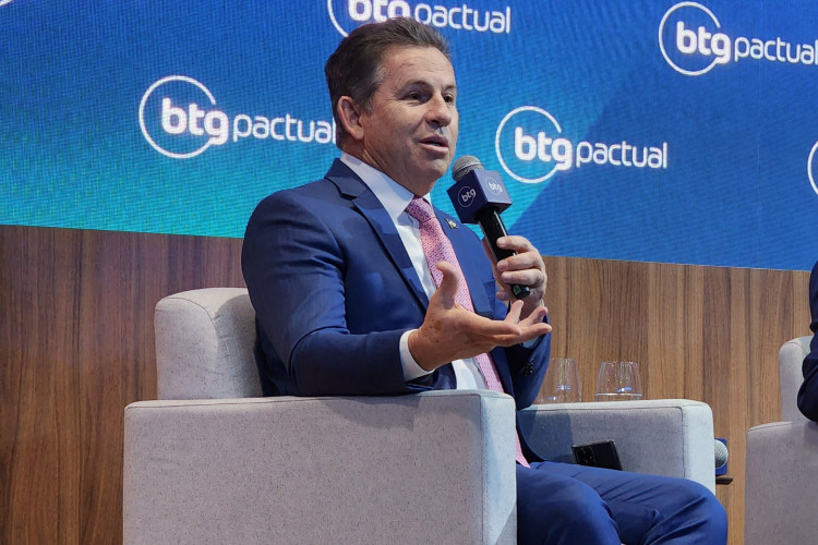 Governador cita investimentos recordes, defende o agro e mais obras de infraestrutura