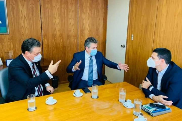 Governo gastará menos com juros e fará mais obras, avalia Fávaro após MT receber nota máxima do Tesouro Nacional