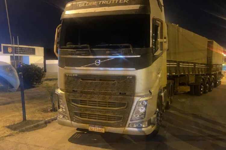 Homem é preso suspeito de furtar carga de 50 toneladas de soja em MT