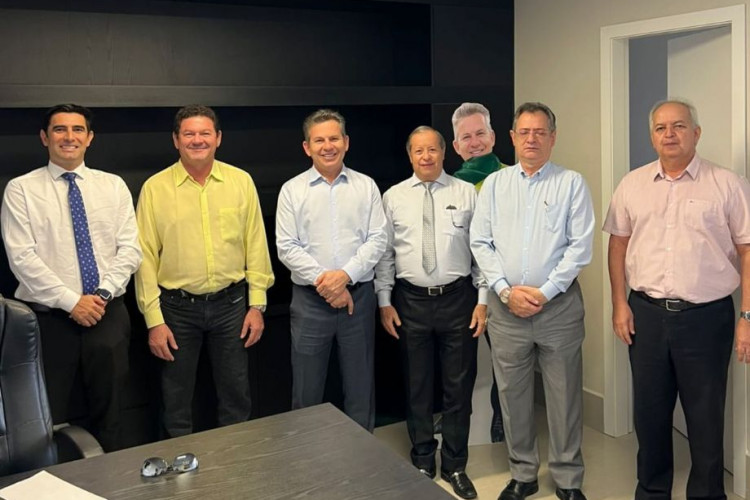 ?Lideranças da Maçonaria em MT declaram apoio à reeleição de Mauro